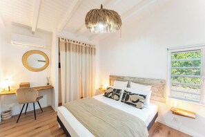 Strykjärn/strykbräda, wi-fi och sängkläder