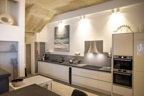 Fridge, microwave, dishwasher, toaster - Y Bwncer, Tresaith - One Bedroom Cottage, Sleeps 2 (Tresaith)