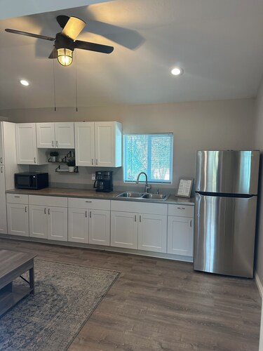 Peaceful & Newly Updated 1-Bedroom Villa Retreat