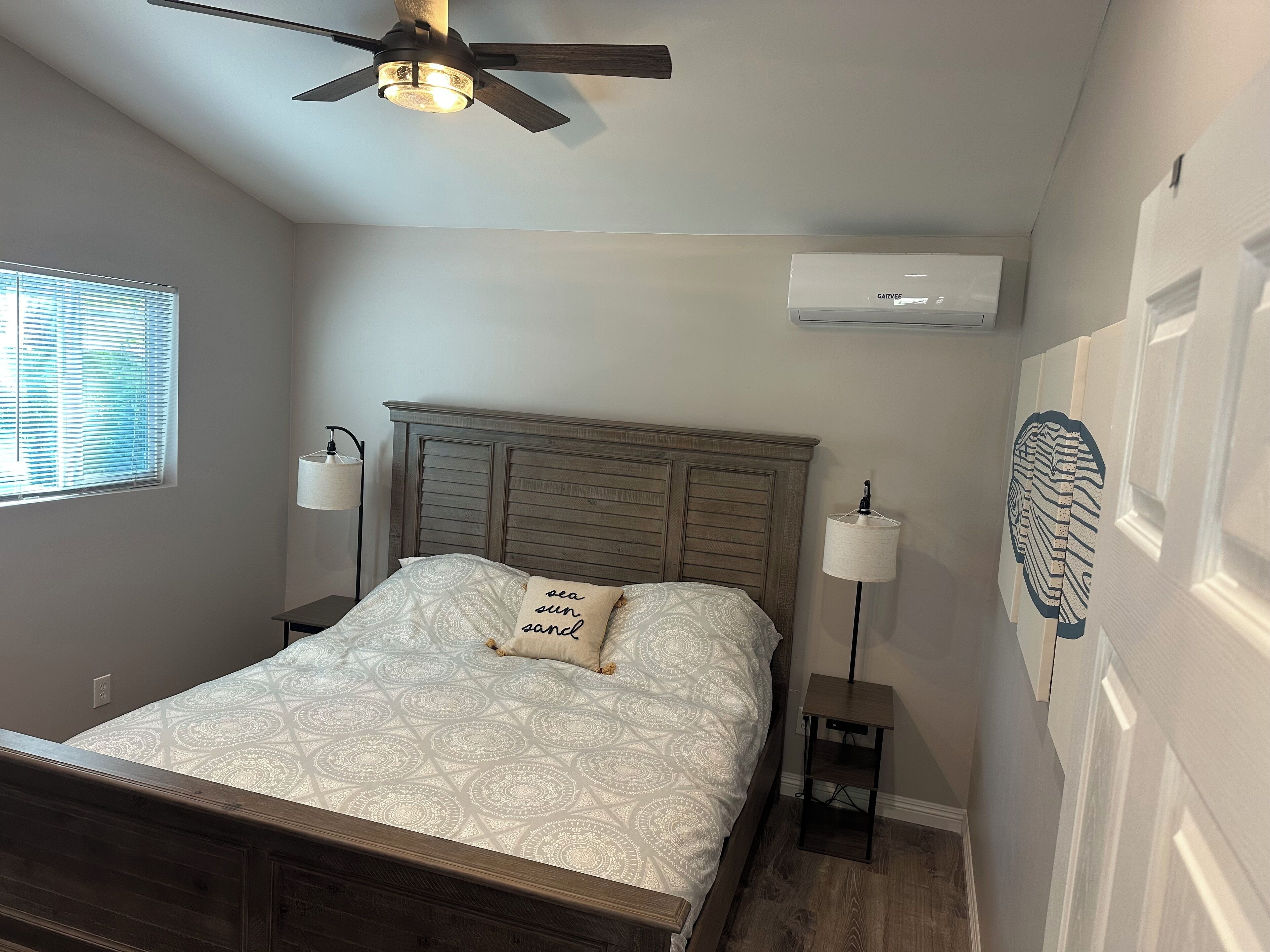 Strykejern/-brett, wi-fi og sengetøy