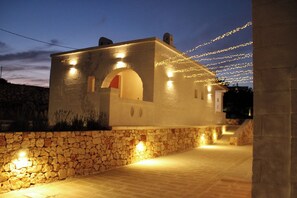 Exterior - Lamacoppa exclusive 4 bedrooms Villa with Pool (Puglia)