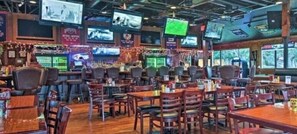 Bar (on property) - THE OCEANVIEW BEACHFRONT GETAWAY..steps to best beach & pool Hilton Head Island! (Hilton Head Island)