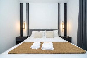 Desk, iron/ironing board, WiFi, bed sheets - Premium Location Near Disney Cozy Townhouse 3Bd (Orlando)