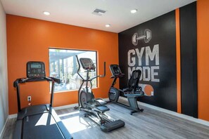 Fitness facility - Premium Location Near Disney Cozy Townhouse 3Bd (Orlando)