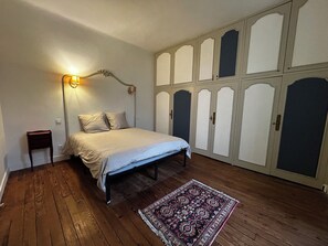 Internet, bed sheets - Mansion with swimming pool (Saint-Paul-lès-Dax)