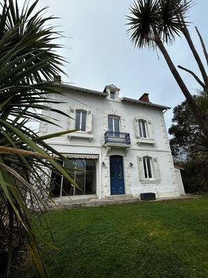 Exterior - Mansion with swimming pool (Saint-Paul-lès-Dax)