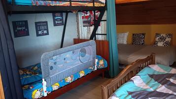 2 bedrooms, WiFi, bed sheets