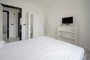 3 bedrooms, WiFi - Aschitelli Apartment (Polignano a Mare)