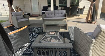 Spacious 4-bedroom house in quaint Montgomery with AC