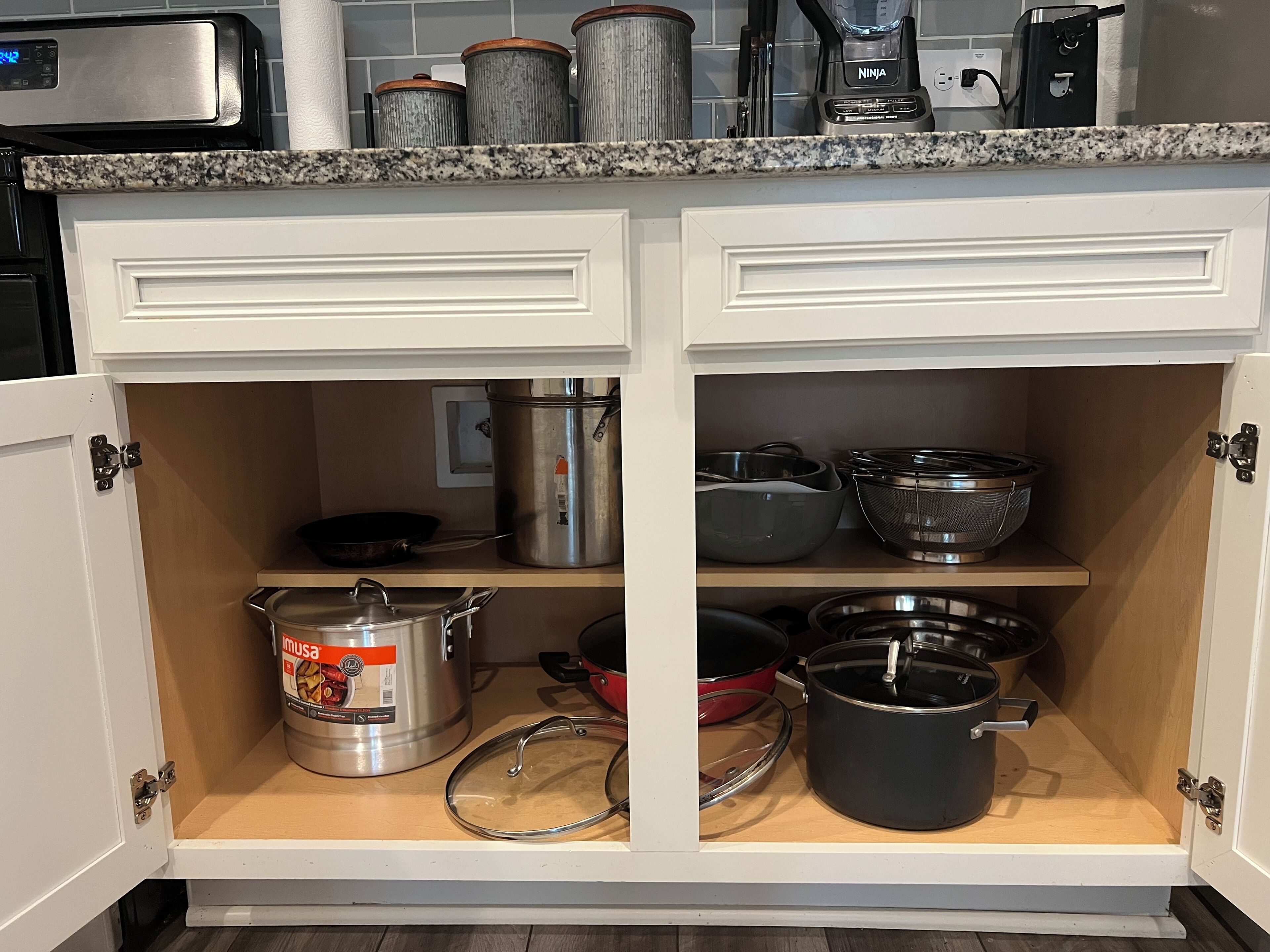 Micro-ondes, four, plaque de cuisson, lave-vaisselle