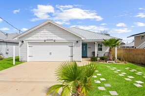 Front of property - Beach House - Sunset by the Sea (Panama City Beach)