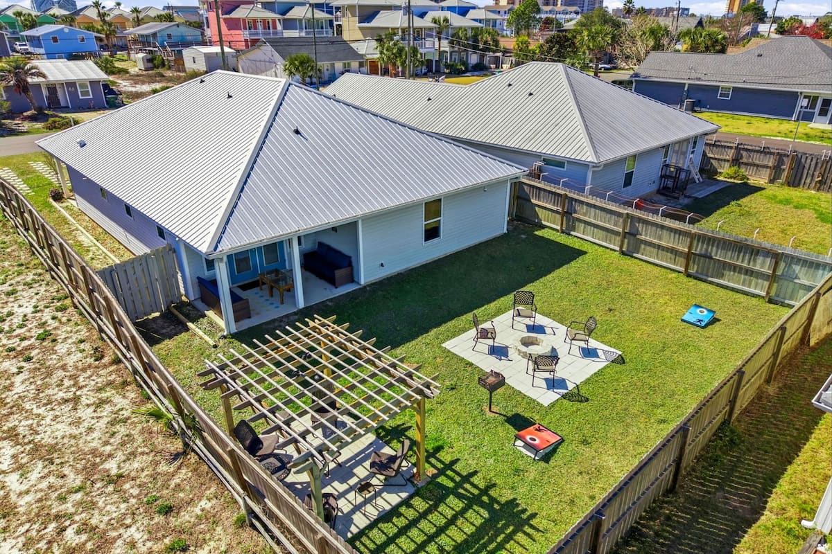 House, Pets Allowed | Terrace/patio