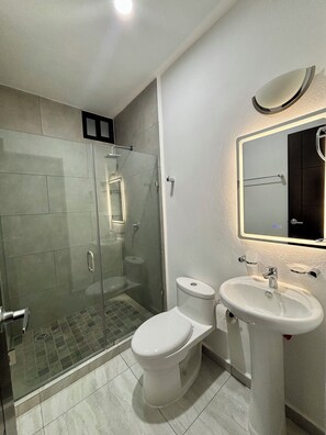 Shower - Apartment with comfort, security and exclusivity guaranteed! (Mazatlán)