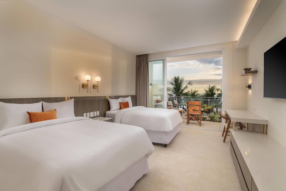 Standard Room, 2 Double Beds, Mobility Accessible