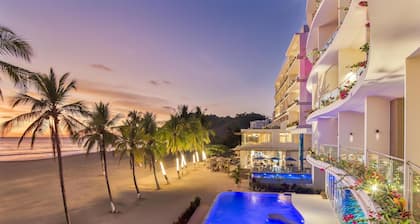 Clarita’s Beach Bar & Resort