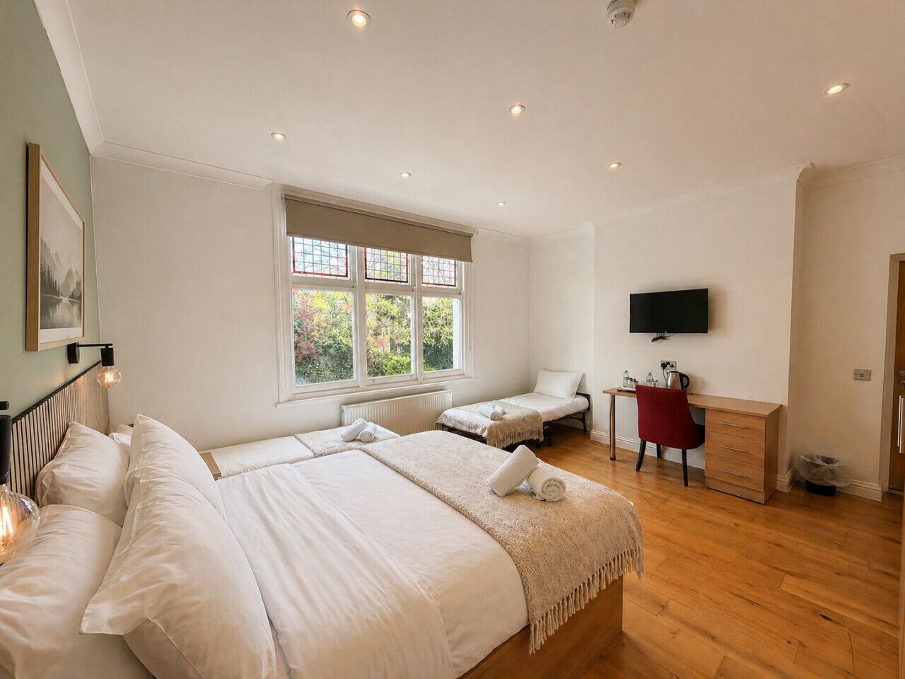 Iron/ironing board, travel crib, WiFi, bed sheets