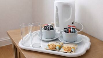 Kaffee und/oder Kaffeemaschine