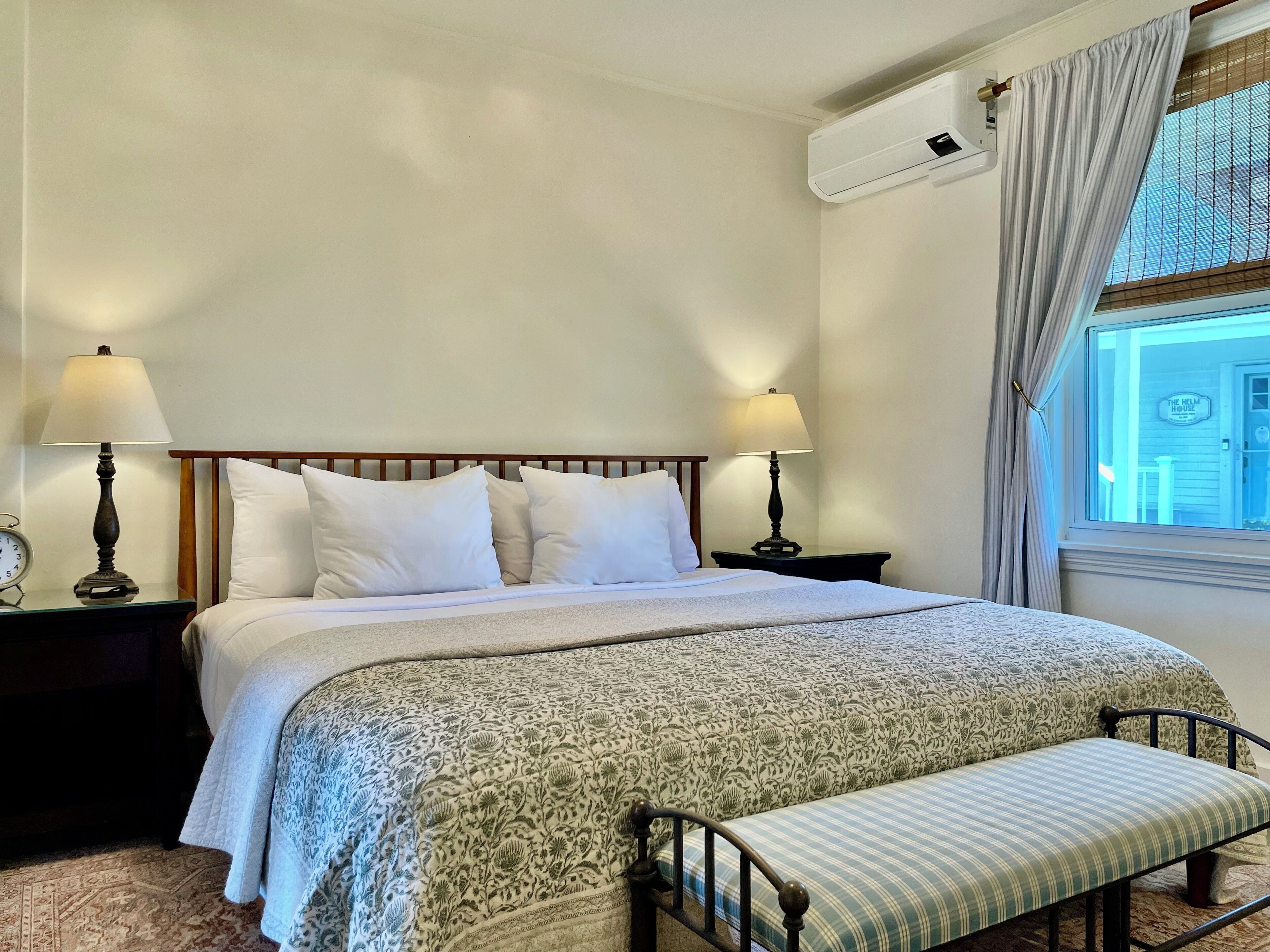 1 habitación, tabla de planchar con plancha, wifi gratis y ropa de cama 