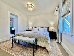 1 bedroom, iron/ironing board, free WiFi, bed sheets - Boothbay Harbor King Suite  - Room 10 at AQ Inn - Harbor View! (Boothbay Harbor)