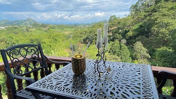 Junior Suite, Mountain View | Outdoor dining