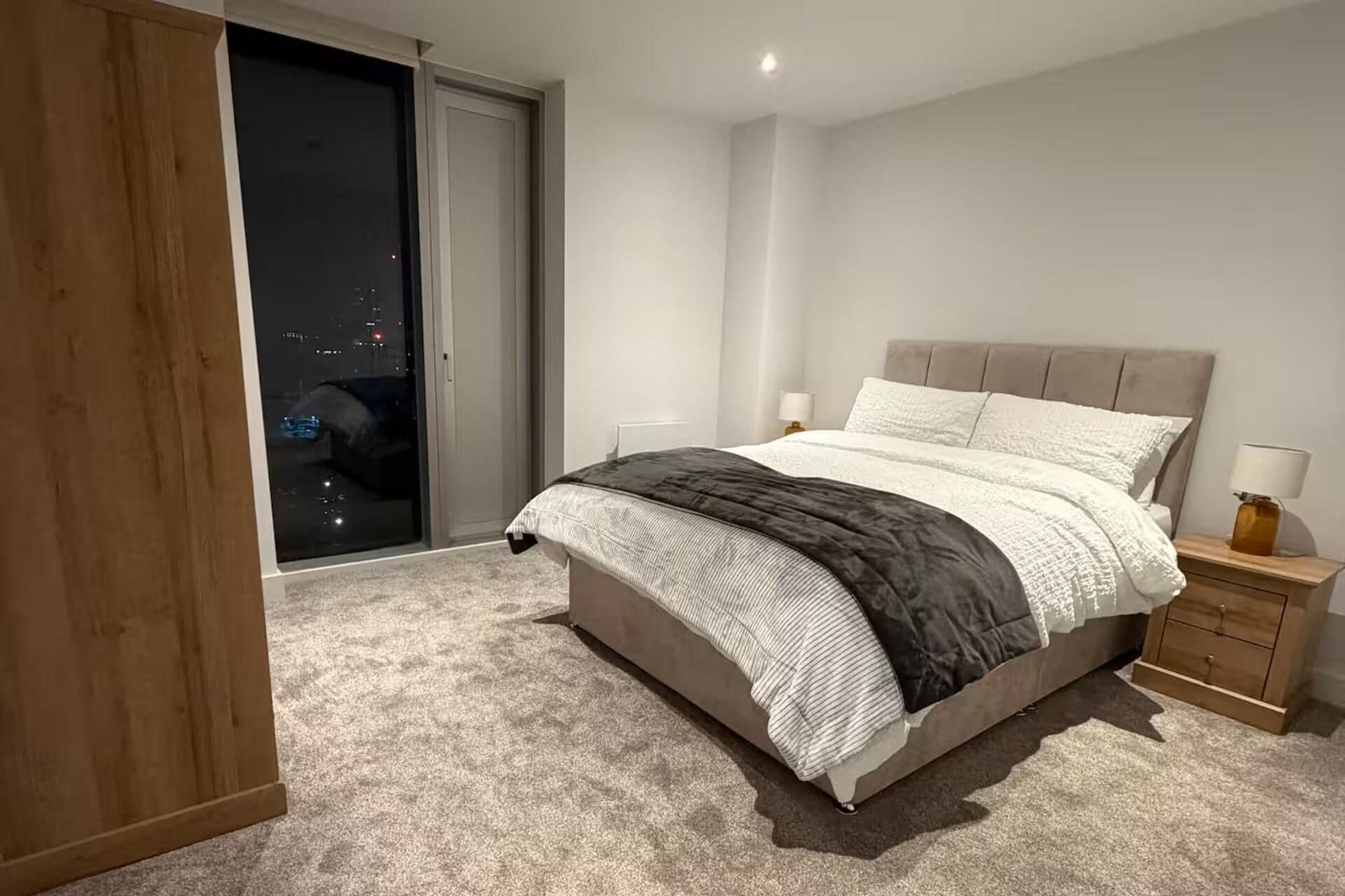 2 개의 침실, 무료 WiFi, 침대 시트