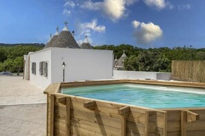 Pool - The trulli of Ninì (Martina Franca)