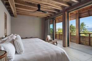 6 Schlafzimmer, Zimmersafe, Schreibtisch, Bügeleisen/Bügelbrett