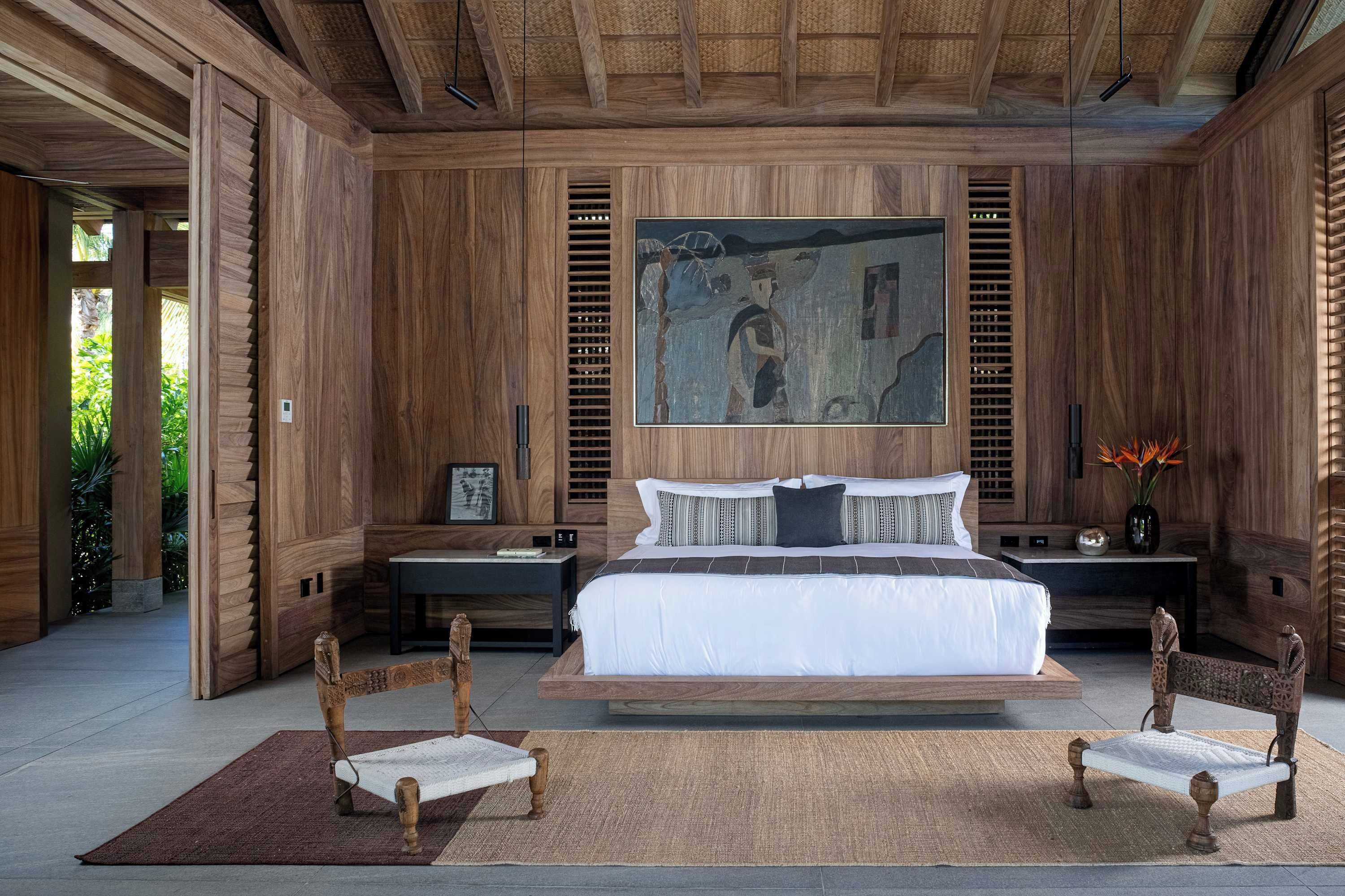 6 bedrooms, in-room safe, desk, iron/ironing board