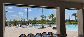 Tropical RV Paradise at Laguna Caribe - Luxury in Fort Myers: RV Lot/Resort Site