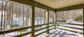 Brand-New Cabin: 5 Wooded Acres, 4 Mi to Ligonier!
