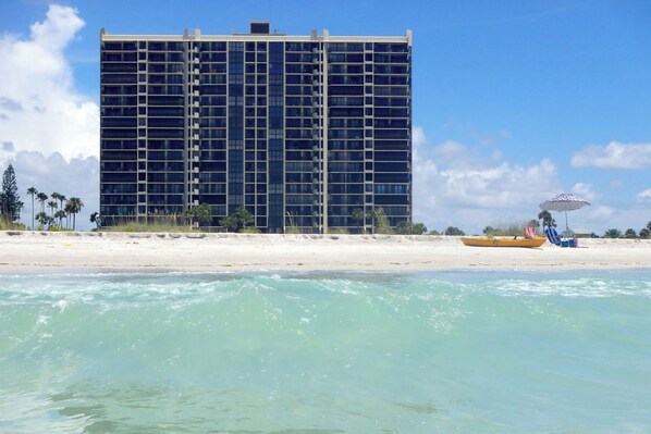 On the beach - Walk to Sand Key! 11th-Floor Clearwater Beach Gem (Clearwater Beach)