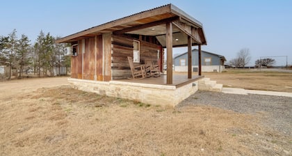 Couple’s Getaway w/ Ranch Views - Near Lavon Lake!