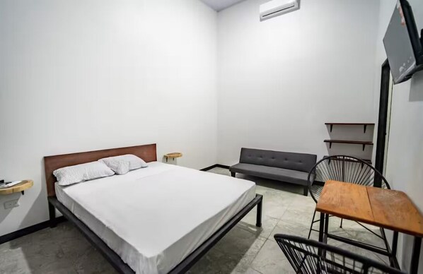 WiFi, bed sheets - Apartments Downtown by The Beach #7 (Sámara)