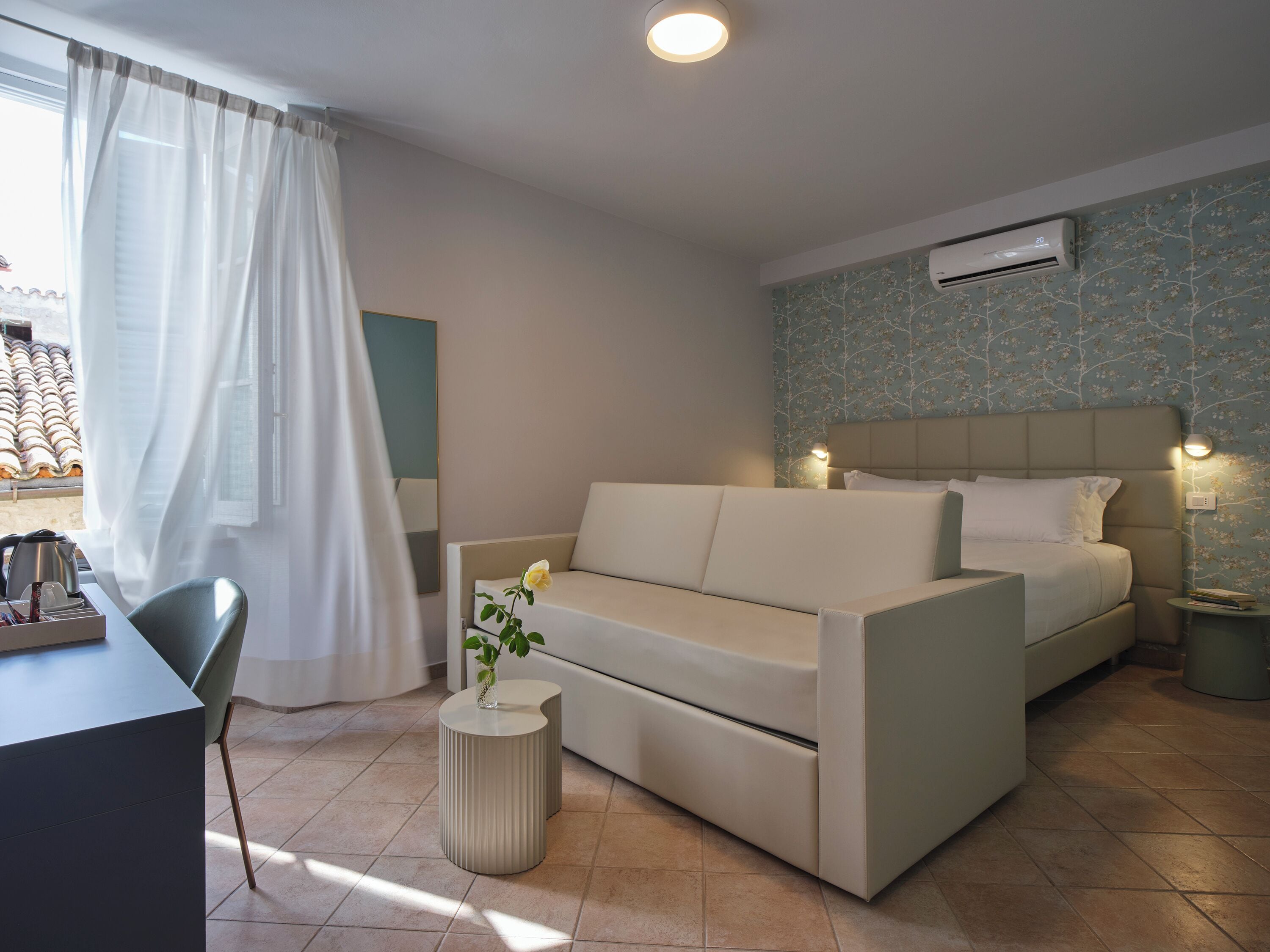 Habitación Deluxe | Caja de seguridad en la habitación, escritorio y wifi gratis 