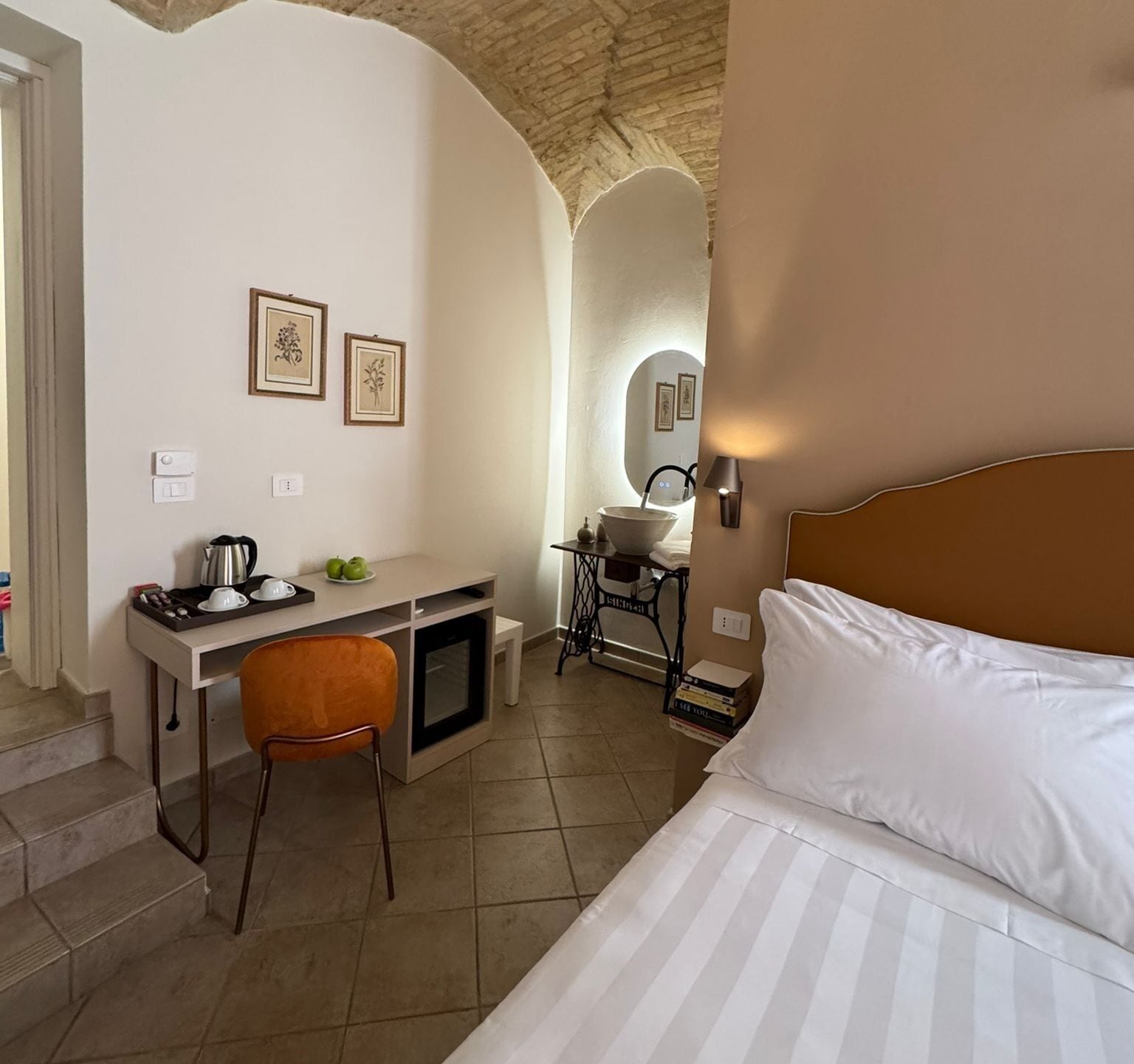 Double Room, Terrace, Courtyard View | In-room safe, desk, free WiFi