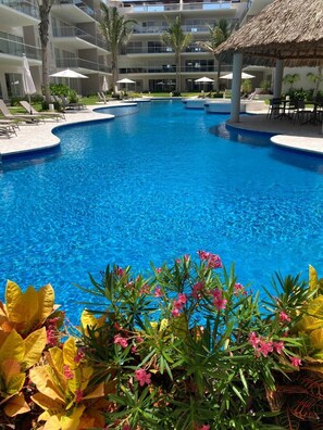 Utomhuspool