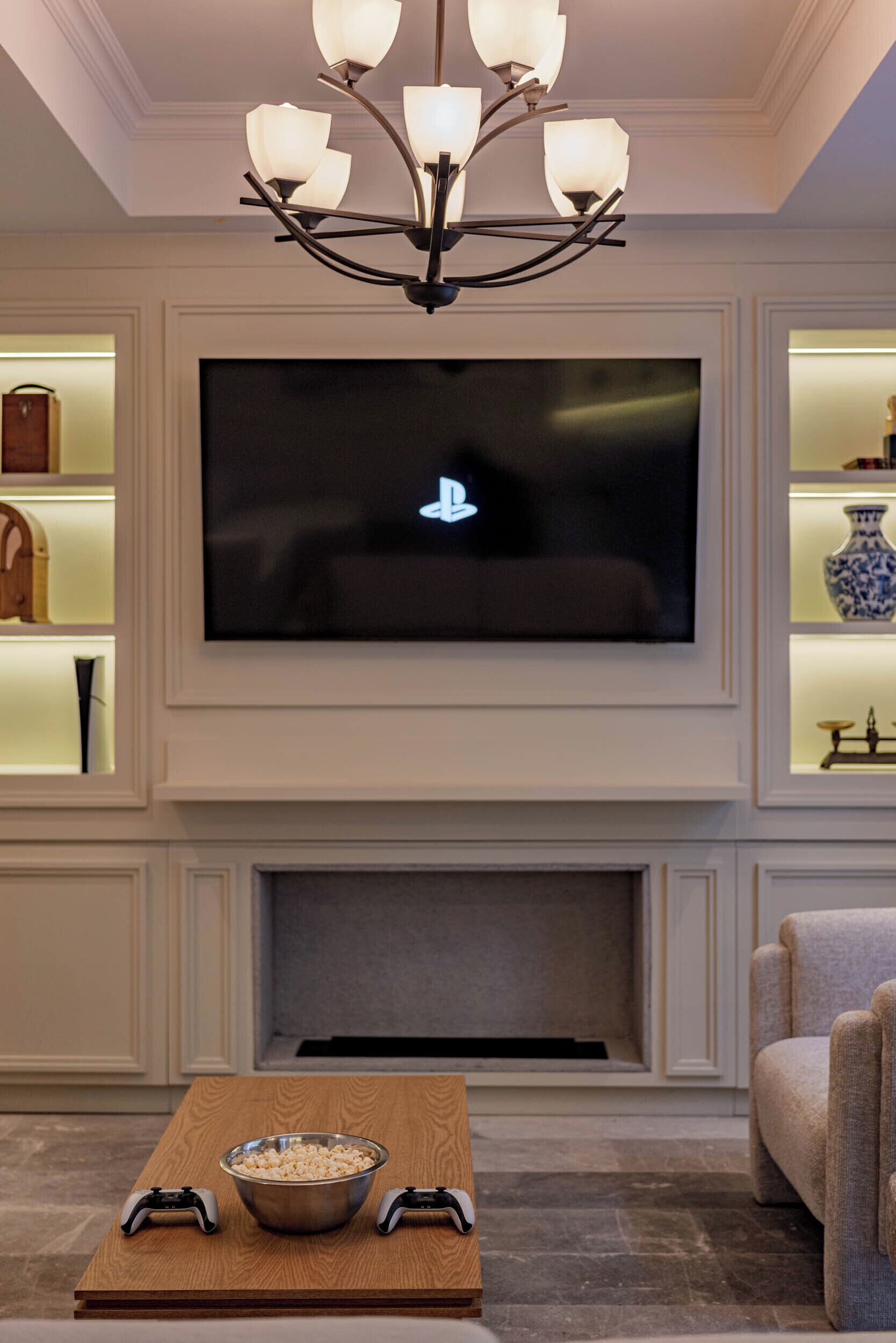 Deluxe House, 6 Bedrooms, City View | Living area
