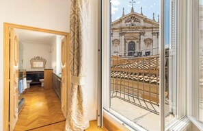 Interior - A REFINED HARMONY OF ROMAN CHARACTER JUST 5 MINS FROM PANTHEON & TREVI OUNTAIN (Roma)