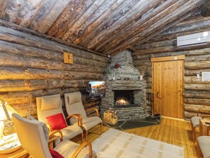Interior - Äkästupa by Interhome (Äkäslompolo)