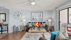 Apartment (1 Bedroom) | Interior - Emerald Lagoon by Avantstay Bright Condo + Pool + Pier + Tennis Access Walk to Beach + Dining (Panama City Beach)