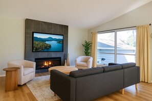 Fernseher, Kamin