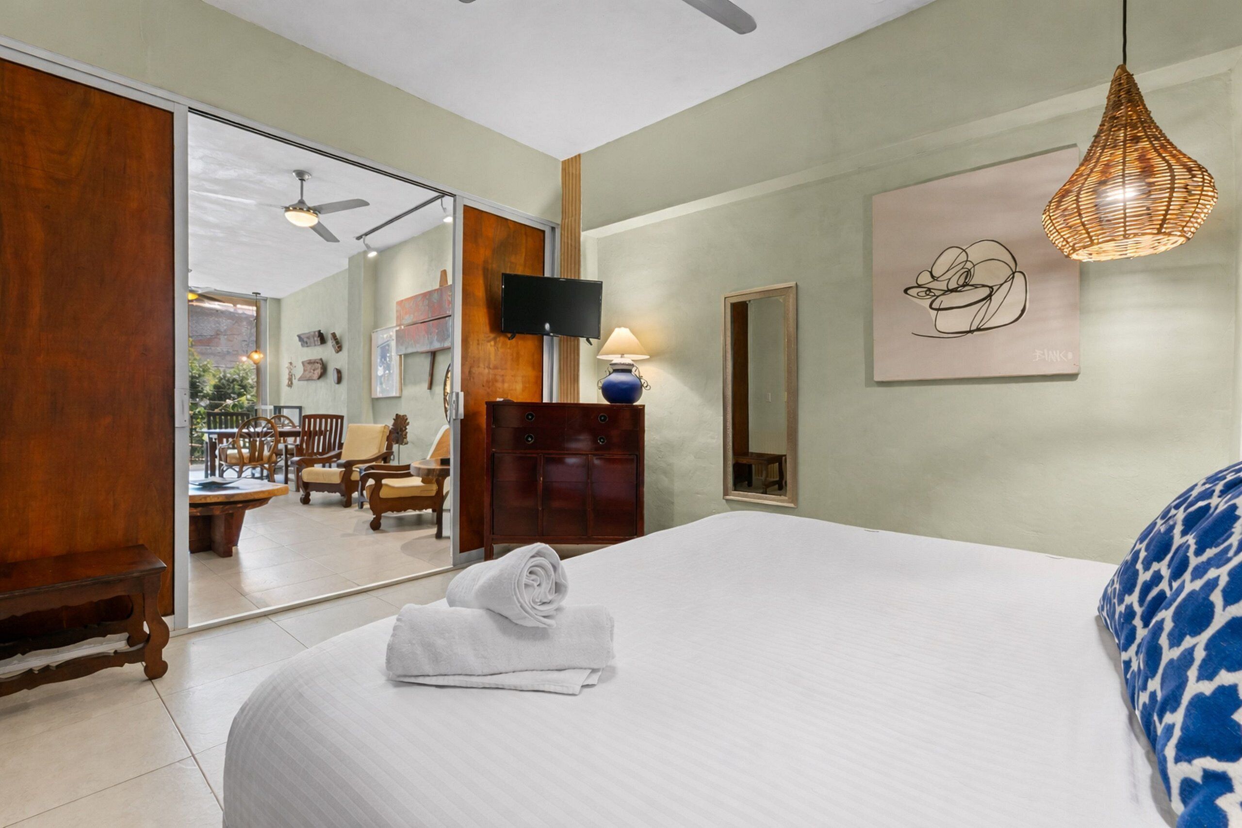 Deluxe-Apartment, 1 Doppelbett und Schlafsofa, Nichtraucher, Stadtblick