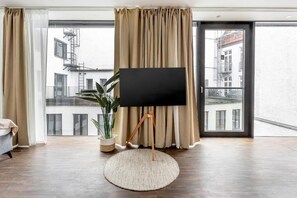 Deluxe Apartment, Kitchen | Interior - Global Living Augsburg Rathausplatz (Augsburg)