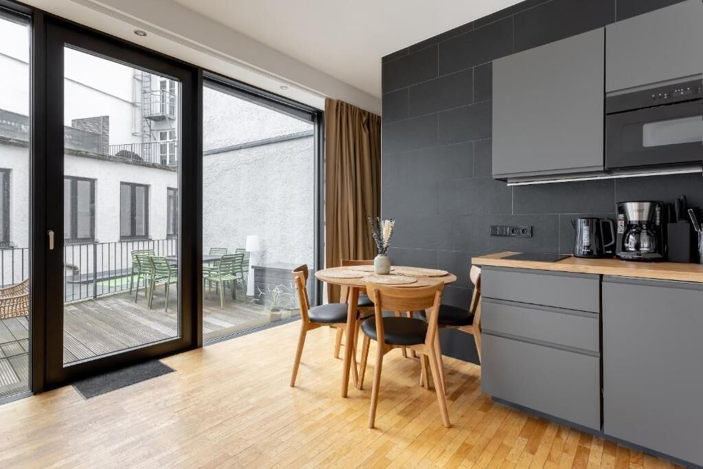 Deluxe Apartment, Kitchen | Private kitchen