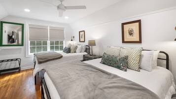 4 bedrooms, desk, iron/ironing board, travel cot