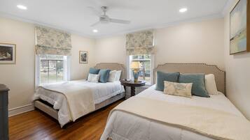 4 bedrooms, desk, iron/ironing board, travel cot