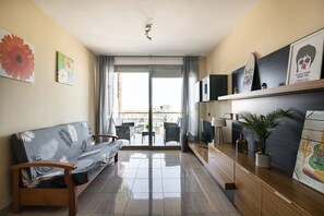 Living area - Stunning Modern Seafront Apartment in Benicarló (Benicarló)