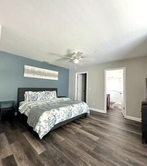 3 bedrooms, iron/ironing board, WiFi, bed sheets