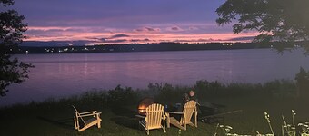 Rustic waterfront farmhouse on Sydney Harbour, with amazing sunset views.