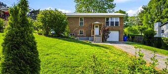 Stylish Knoxville Retreat w/ Media Room & Patio